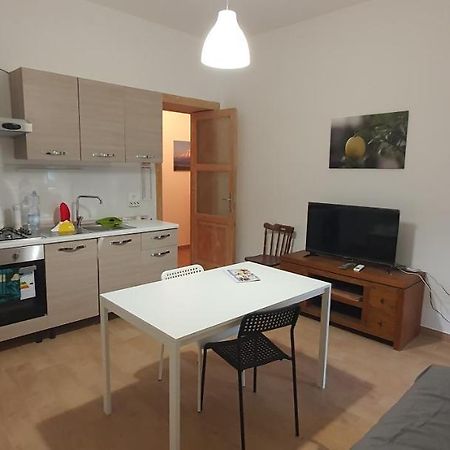 רג'יו די קאלאבריה Romeo B&B מראה חיצוני תמונה