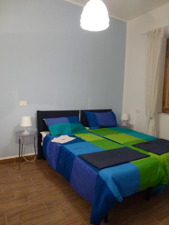 רג'יו די קאלאבריה Romeo B&B חדר תמונה