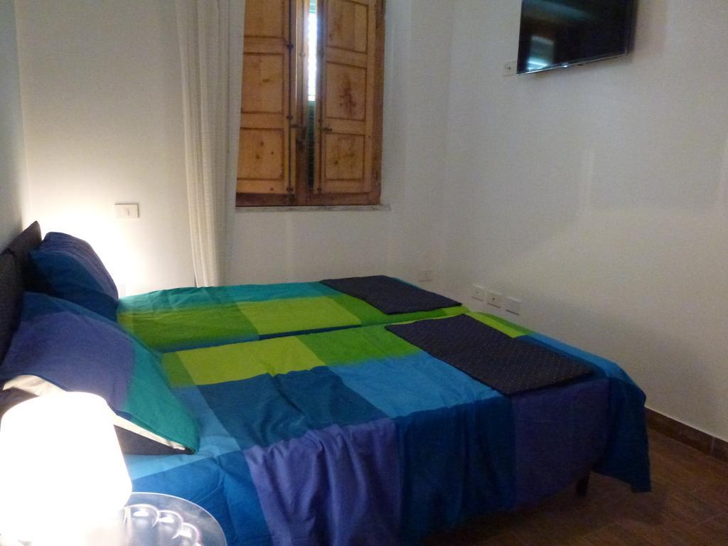 רג'יו די קאלאבריה Romeo B&B חדר תמונה