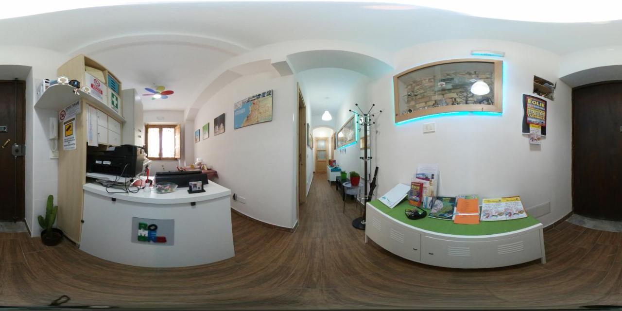 רג'יו די קאלאבריה Romeo B&B מראה חיצוני תמונה